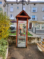 Délivrez - Boite à livres (Saint-Jean-en-Royans, France)