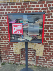 Délivrez - Boite à livres (Arques, France)