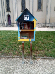 Délivrez - Boite à livres (Châteauroux, France)