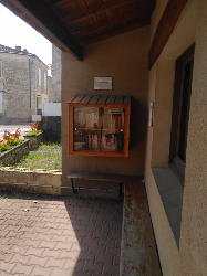 Délivrez - Boite à livres (Le Mazeau, France)