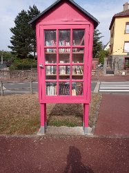 Delivrez - Free Library (Saint-Pierre-du-Regard, France)