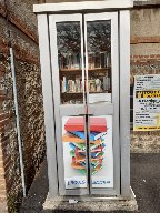 Délivrez - Boite à livres (Chaumes-en-Brie, France)