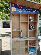 Délivrez - Boite à livres (Issy-les-Moulineaux, France)