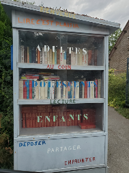 Délivrez - Boite à livres (Orchies, France)
