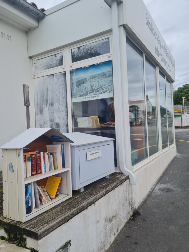 Delivrez - Free Library (La Tranche-sur-Mer, France)