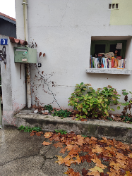 Délivrez - Boite à livres (Andance, France)
