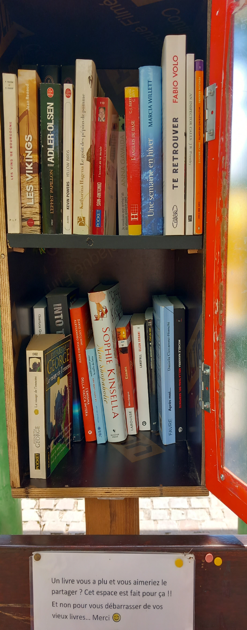 Délivrez - Boite à livres (Nyon, Suisse)