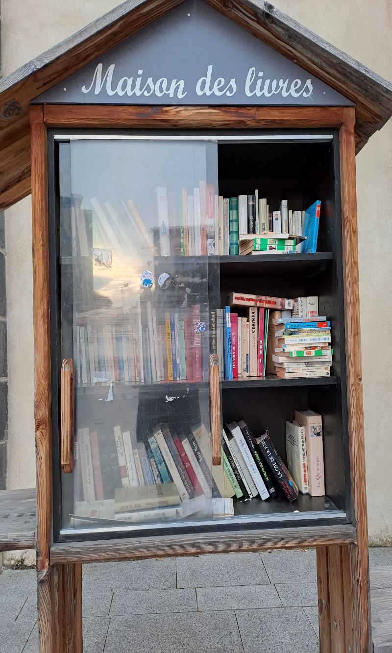 Délivrez - Boite à livres (Aubière, France)