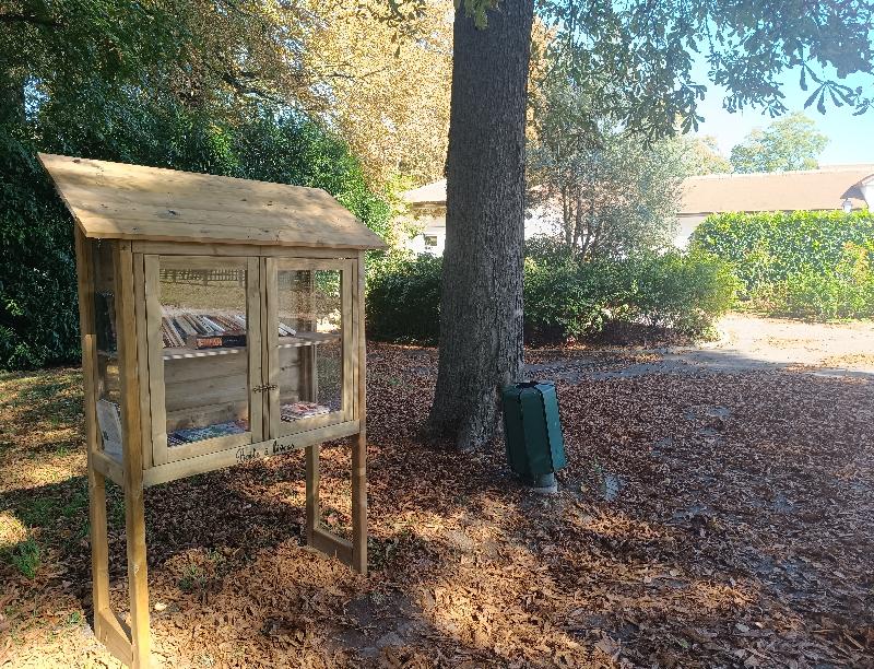 Délivrez - Boite à livres (L'Haÿ-les-Roses, France)