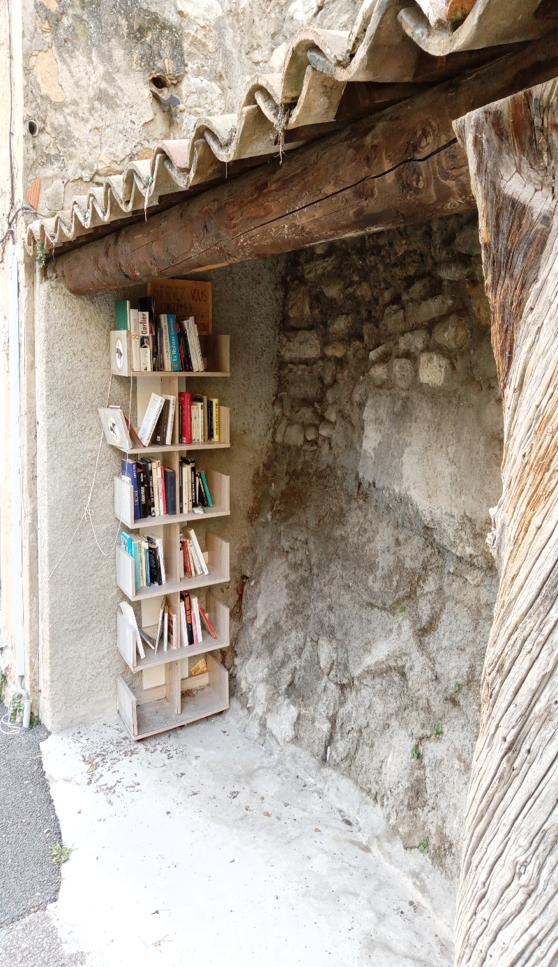 Délivrez - Boite à livres (Volonne, France)
