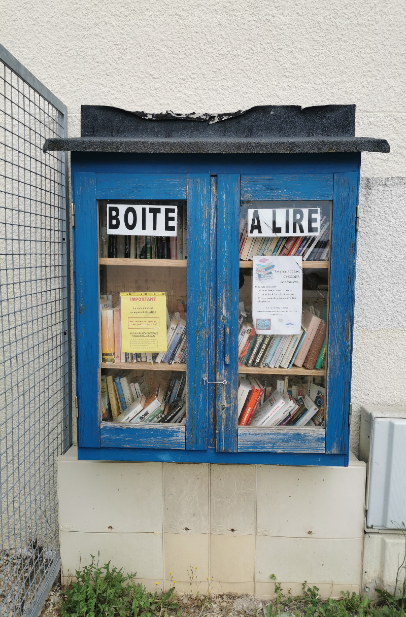 Délivrez - Boite à livres (Creysse, France)