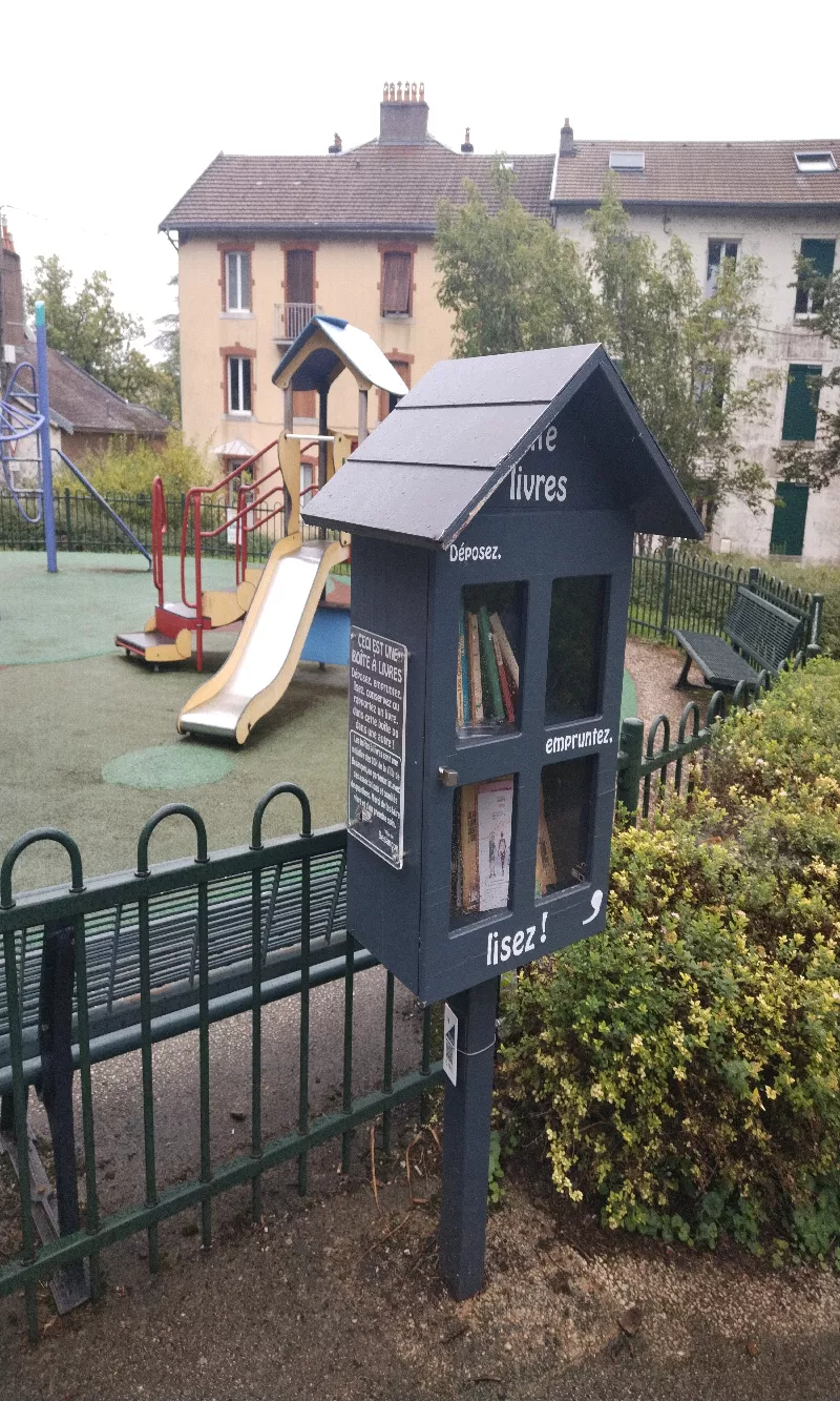 Délivrez - Boite à livres (Besançon, France)