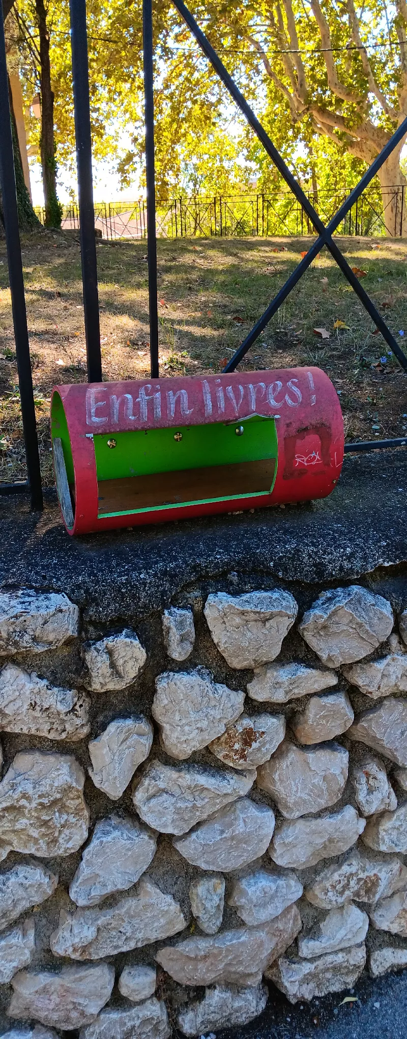 Délivrez - Boite à livres (Aix-en-Provence, France)