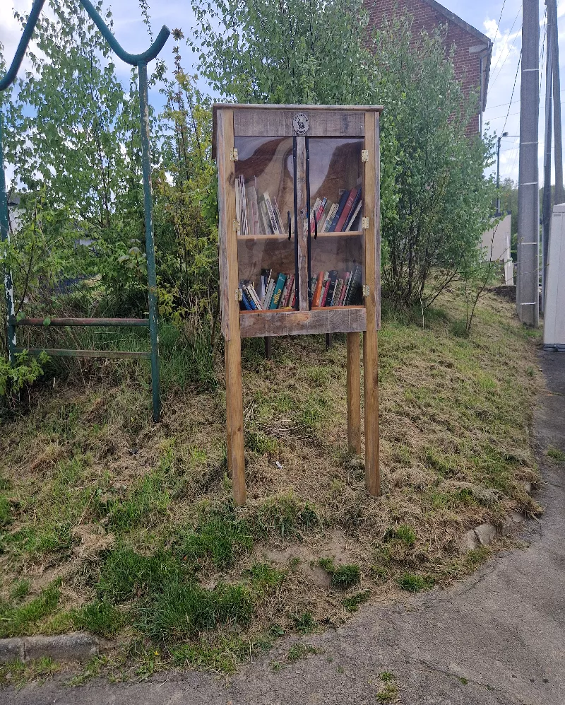 Délivrez - Boite à livres (Labeuvrière, France)
