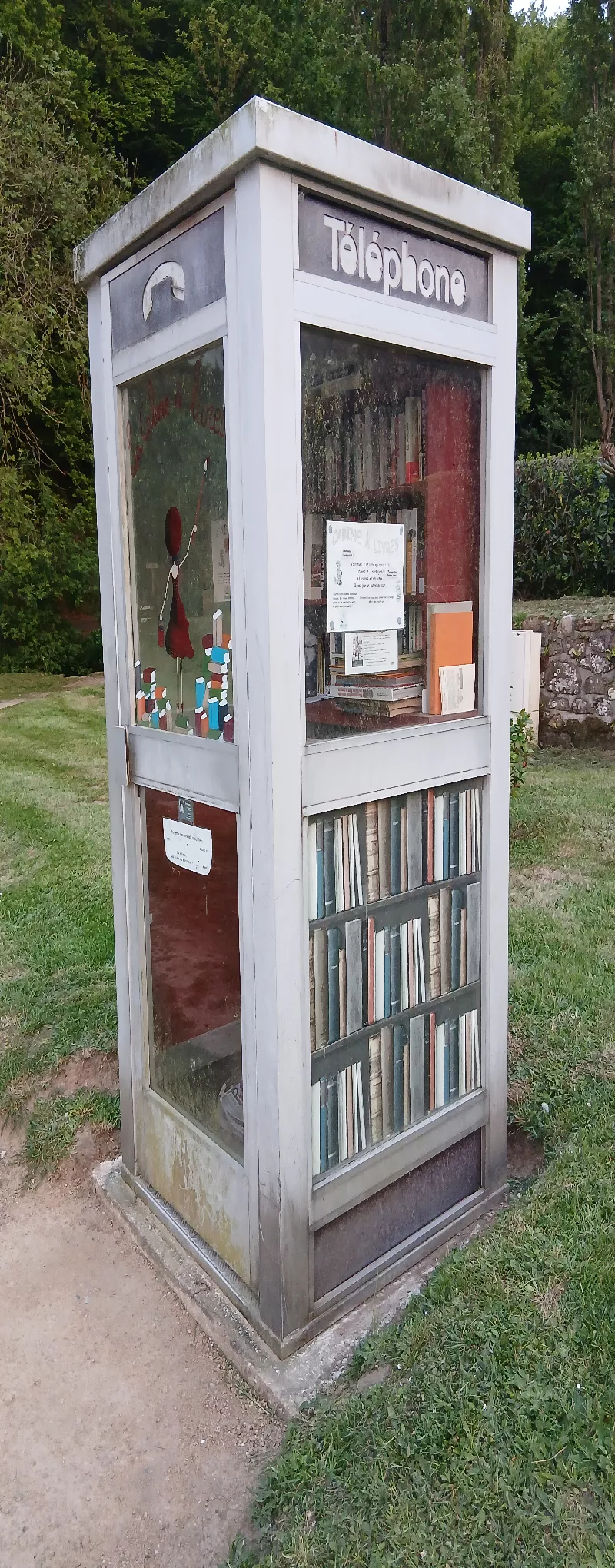 Delivrez - Free Library (Fermanville, France)