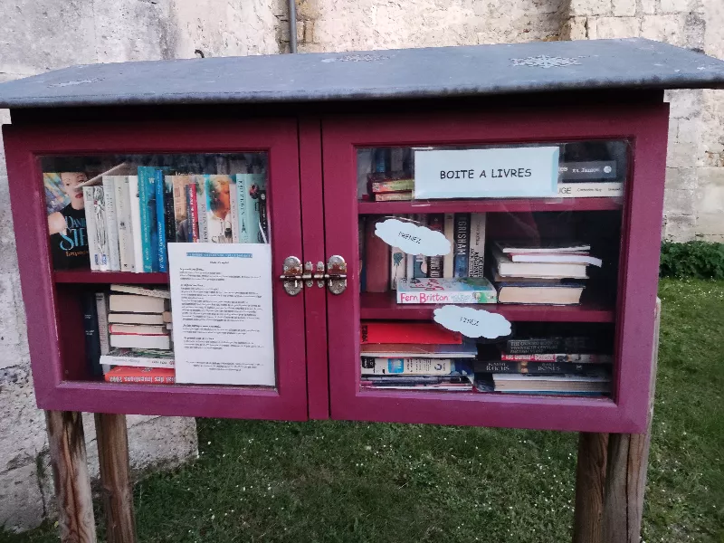 Délivrez - Boite à livres (Villetoureix, France)