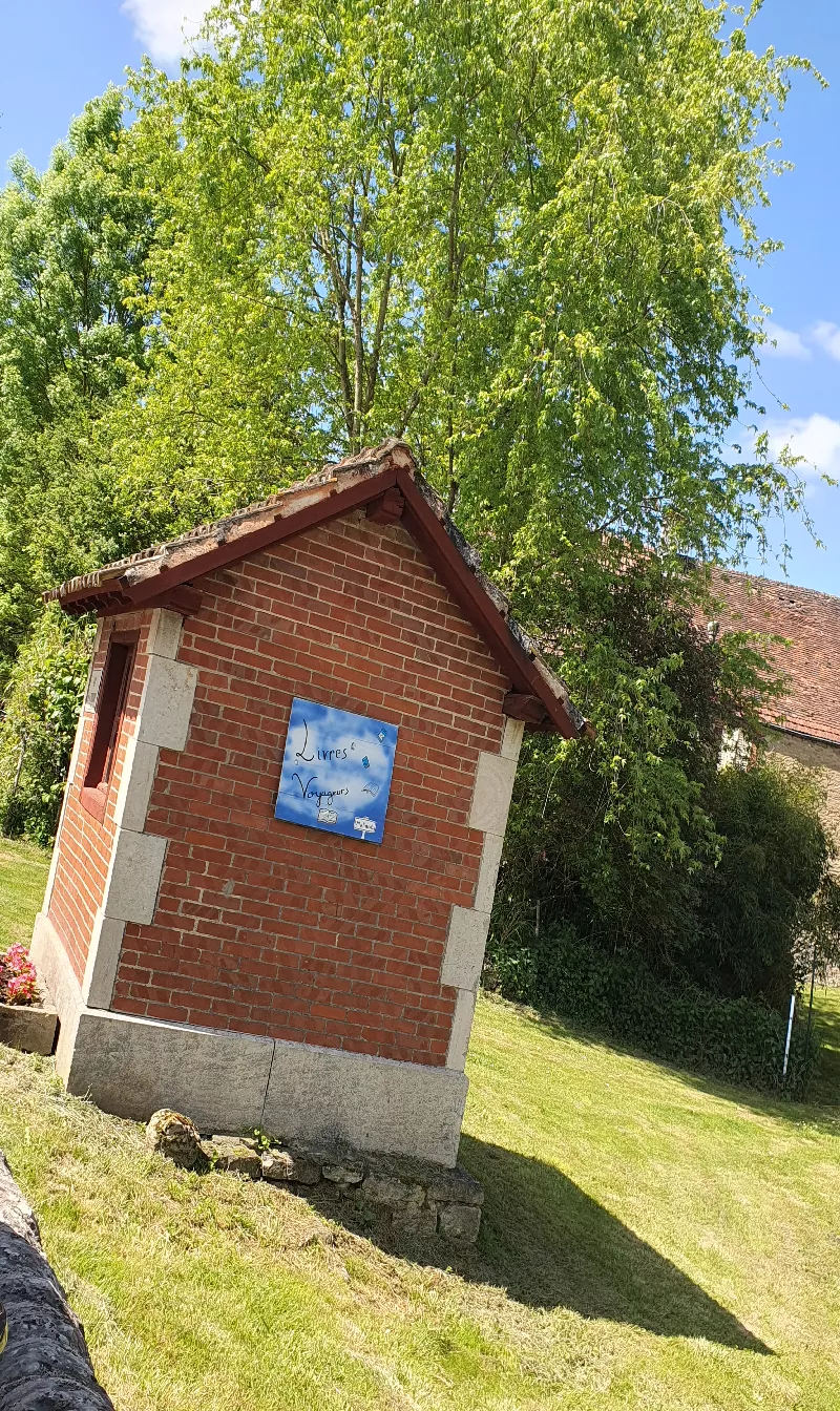 Délivrez - Boite à livres (Molinot, France)