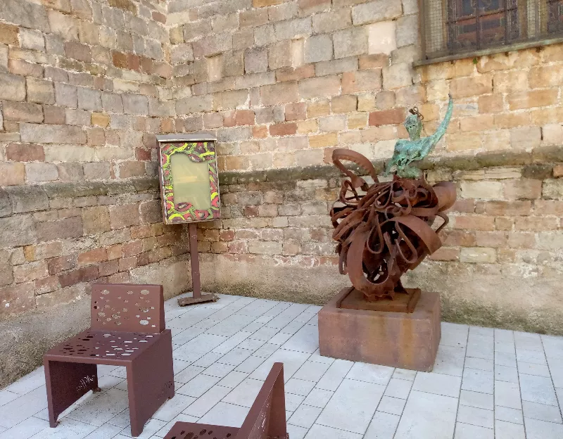 Délivrez - Boite à livres (Roujan, France)