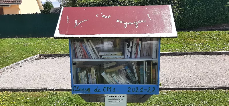 Délivrez - Boite à livres (Saint-Rémy-Boscrocourt, France)