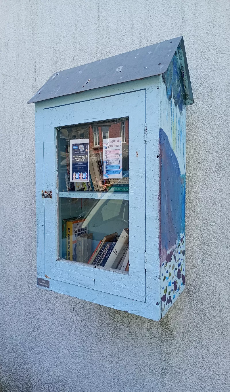 Delivrez - Free Library (Vresse-sur-Semois, Belgium)