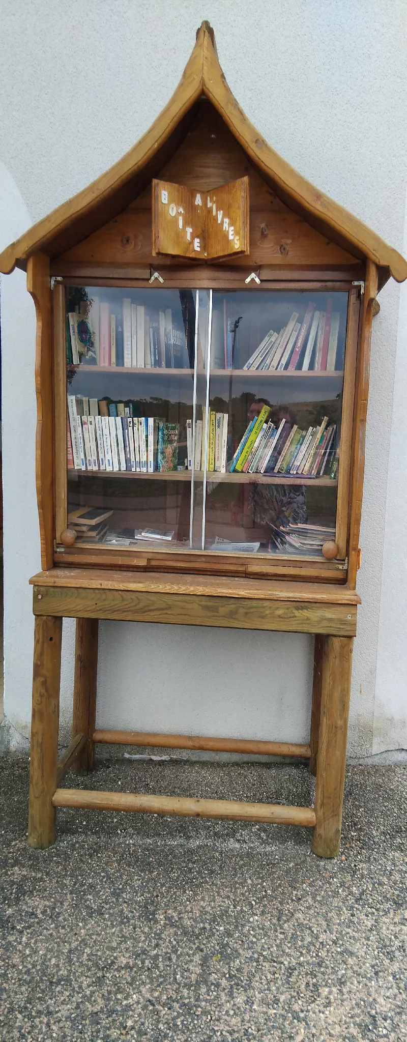 Delivrez - Free Library (Lapeyrouse, France)