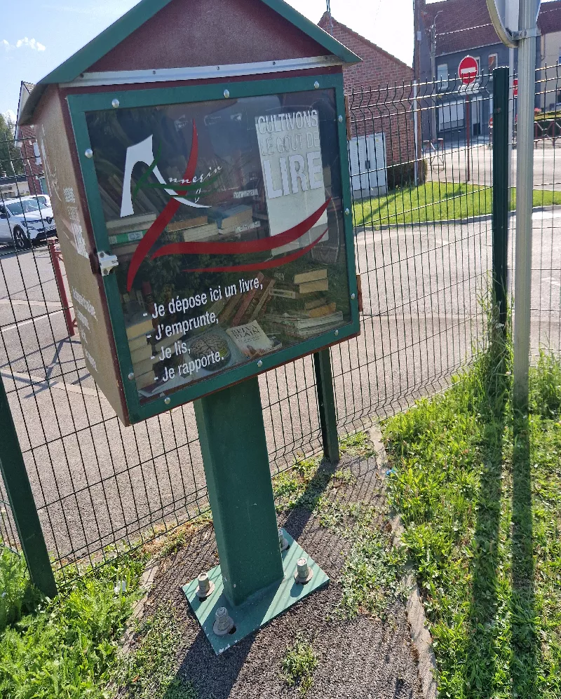 Délivrez - Boite à livres (Annezin, France)