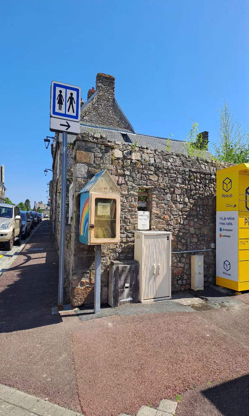 Délivrez - Boite à livres (Lessay, France)