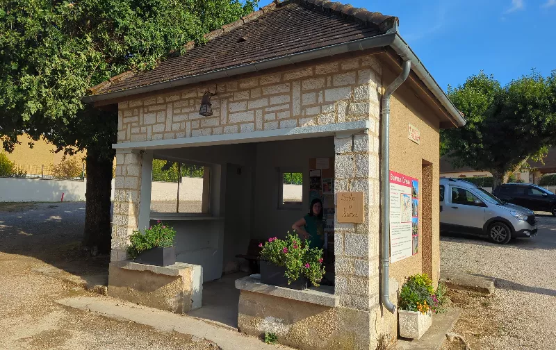 Delivrez - Free Library (Carennac, France)