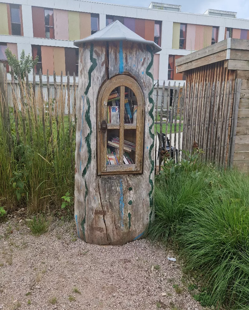 Delivrez - Free Library (Saulxures-sur-Moselotte, France)