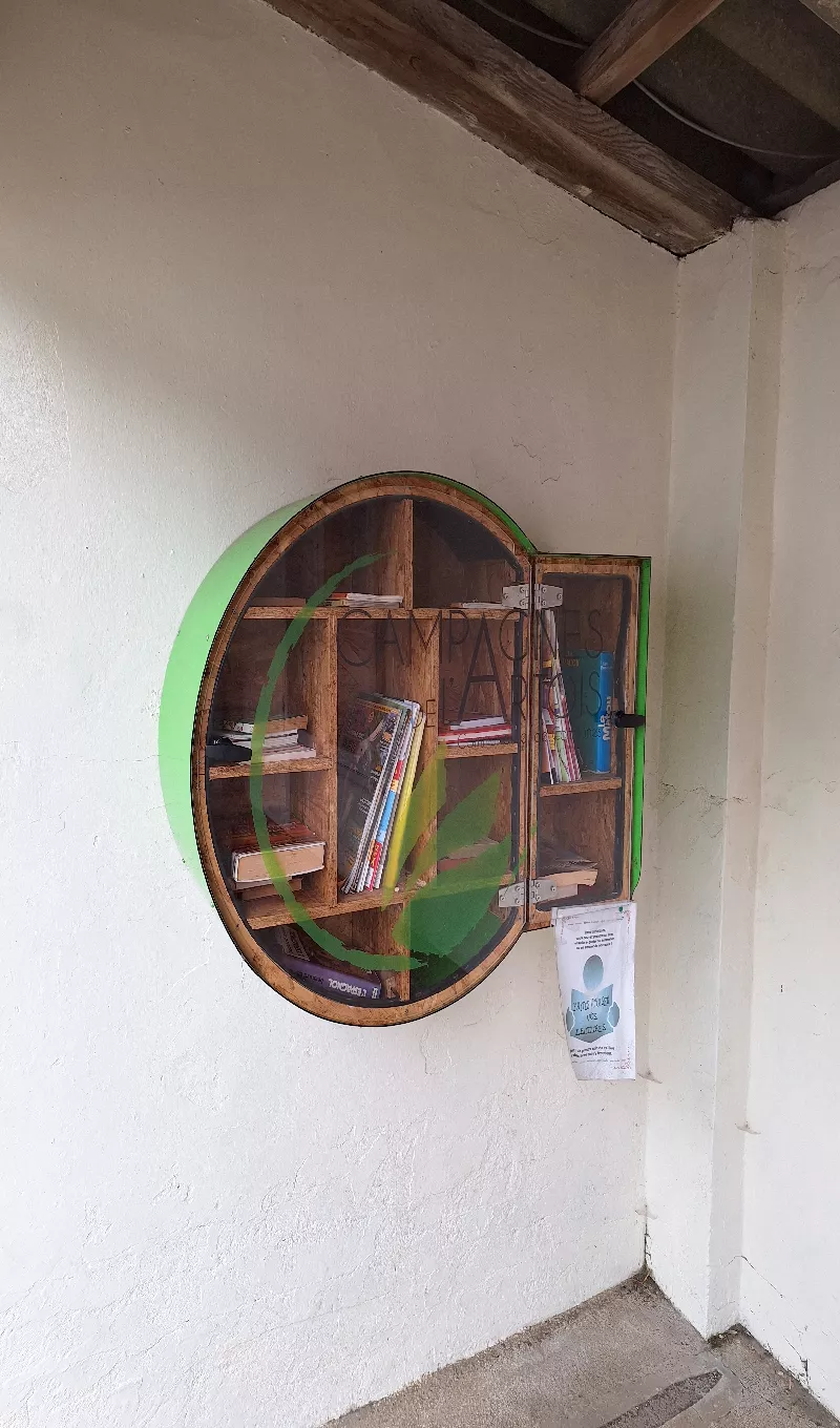 Delivrez - Free Library (Houvin-Houvigneul, France)