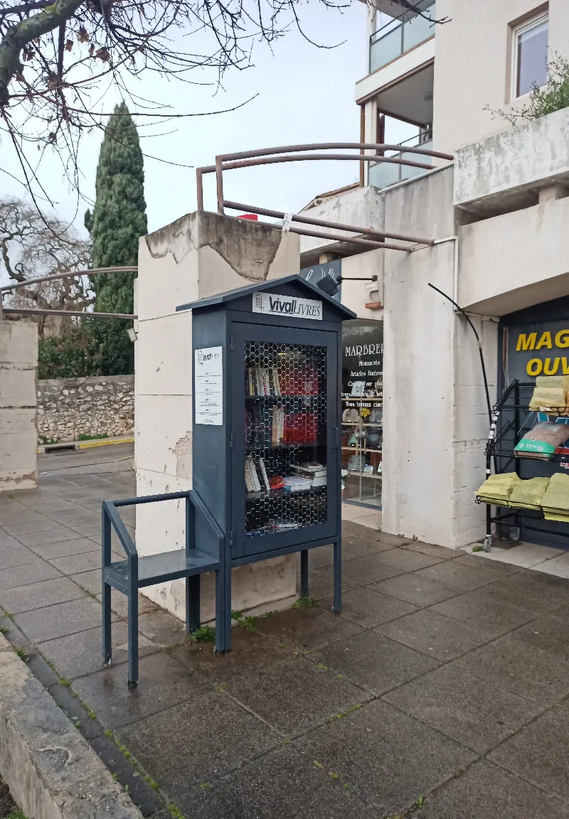 Délivrez - Boite à livres (BOUC BEL AIR, )