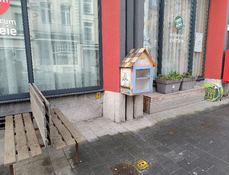 Délivrez - Boite à livres (Kortrijk, Belgique)