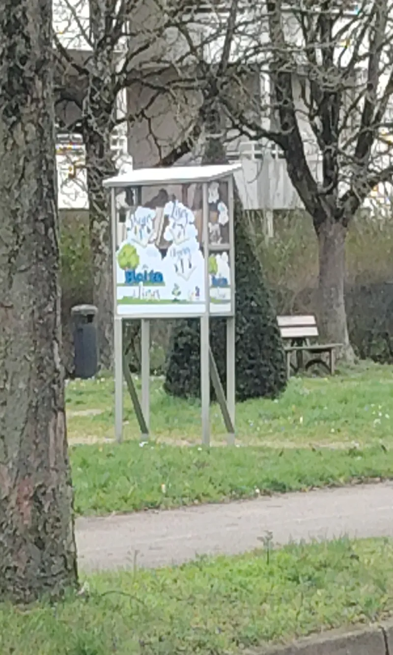 Delivrez - Free Library (Chalon-sur-Saône, France)