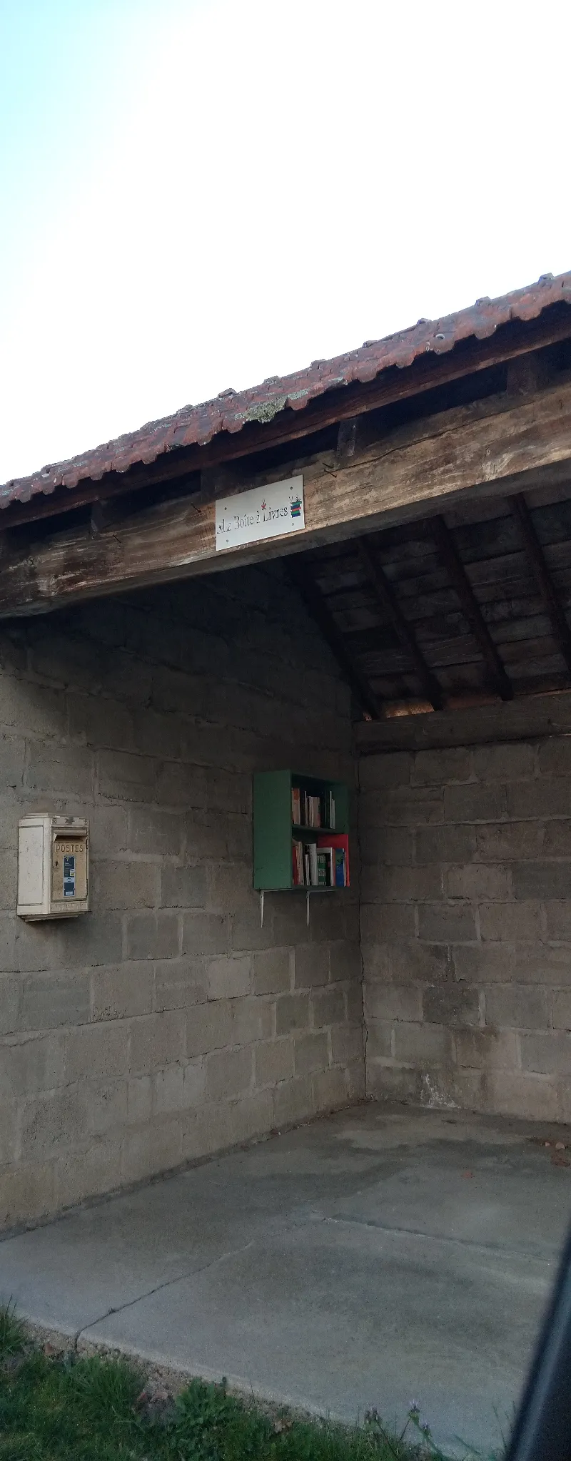 Délivrez - Boite à livres (Saint-Sylvestre-Pragoulin, France)