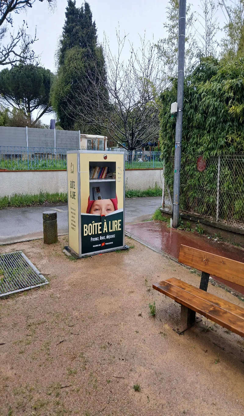 Délivrez - Boite à livres (Toulouse, France)