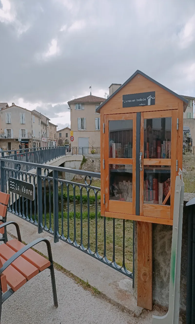 Délivrez - Boite à livres (Chabeuil, France)