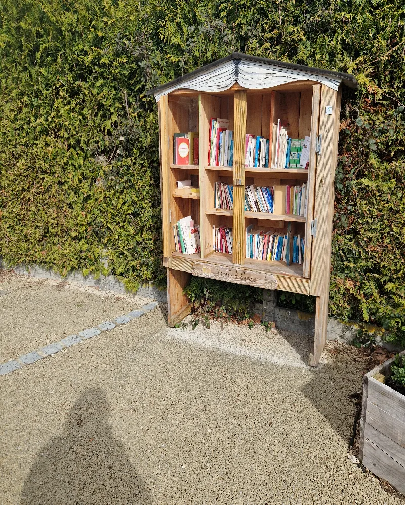 Délivrez - Boite à livres (Lillers, France)