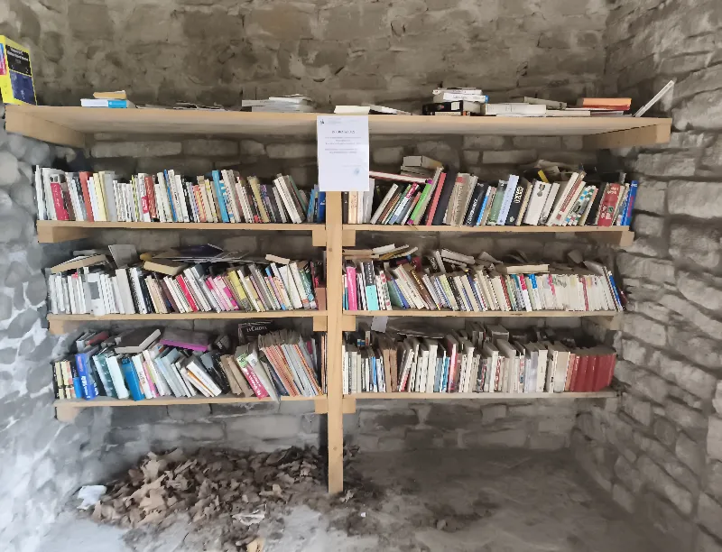 Delivrez - Free Library (-, -)