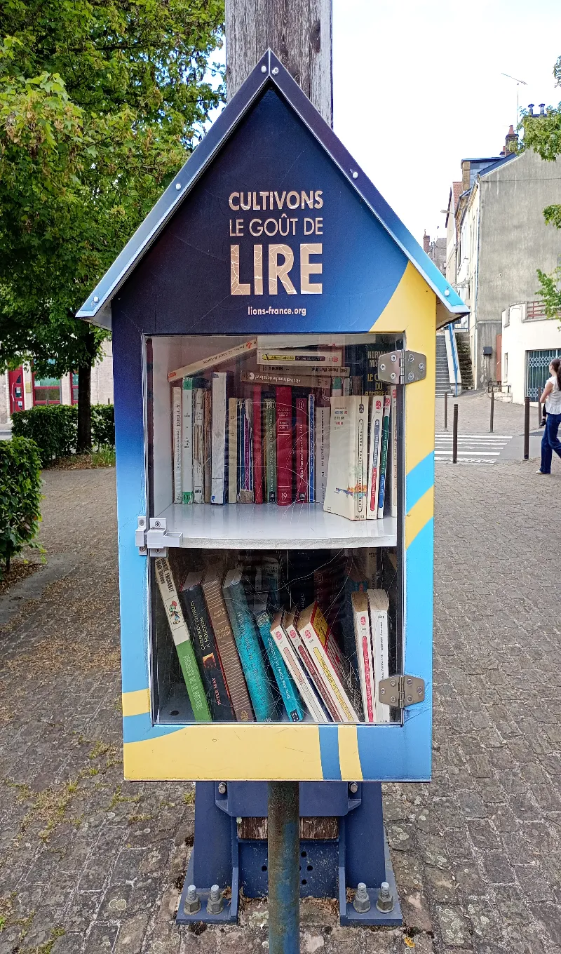 Delivrez - Free Library (Nouzonville, France)