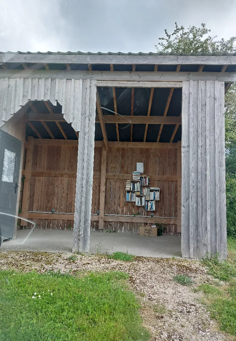 Délivrez - Boite à livres (Cernay, France)