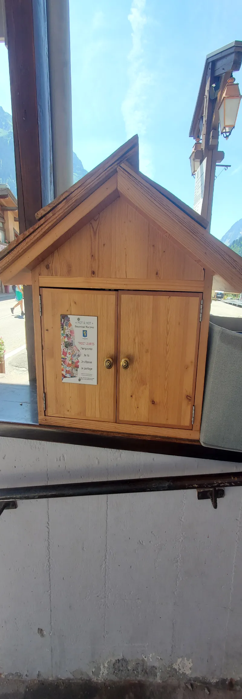 Délivrez - Boite à livres (Les Contamines-Montjoie, France)