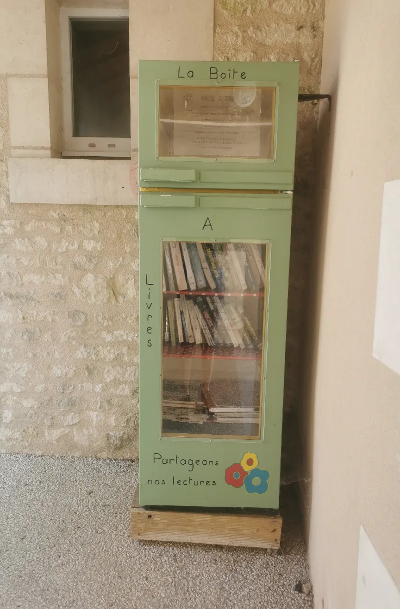Délivrez - Boite à livres (Sciecq, France)