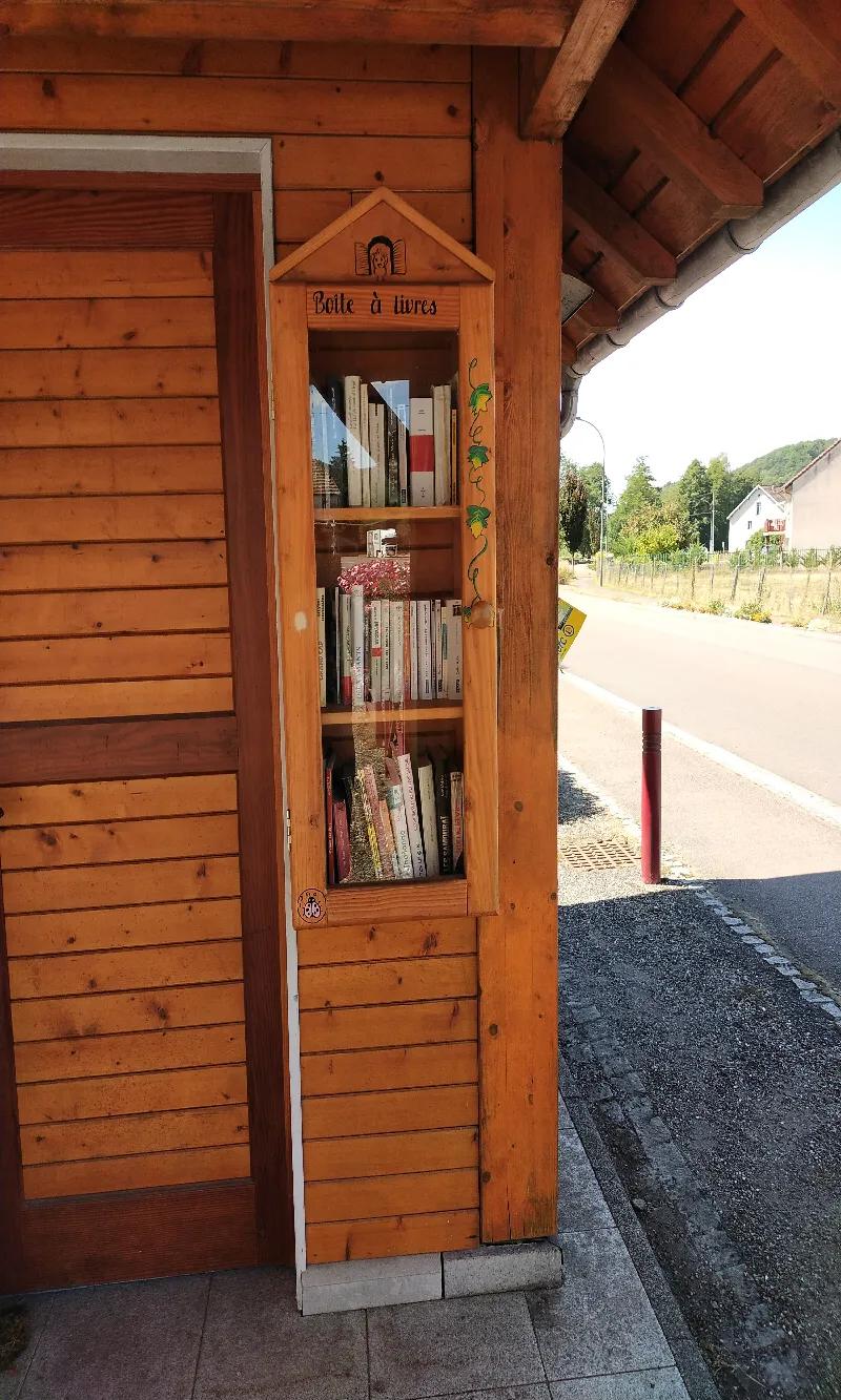 Délivrez - Boite à livres (Ternuay-Melay-et-Saint-Hilaire, France)