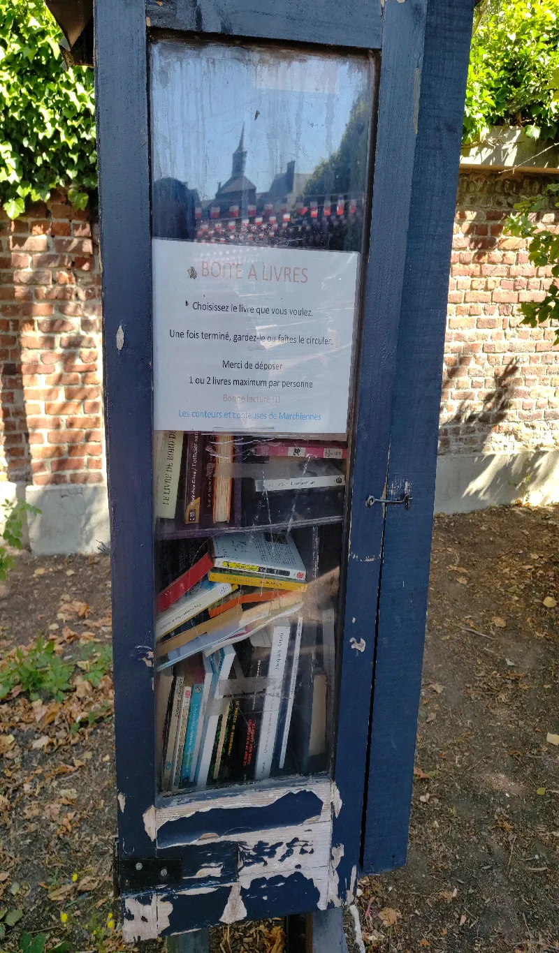 Délivrez - Boite à livres (Marchiennes, France)