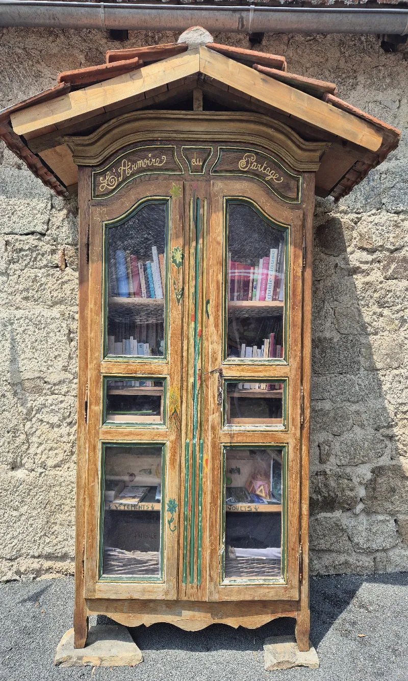 Délivrez - Boite à livres (Espeyrac, France)