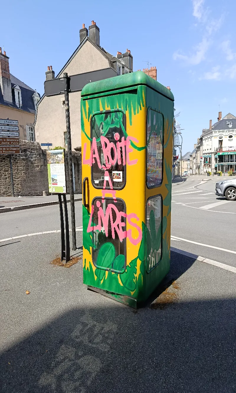 Délivrez - Boite à livres (Guéret, France)