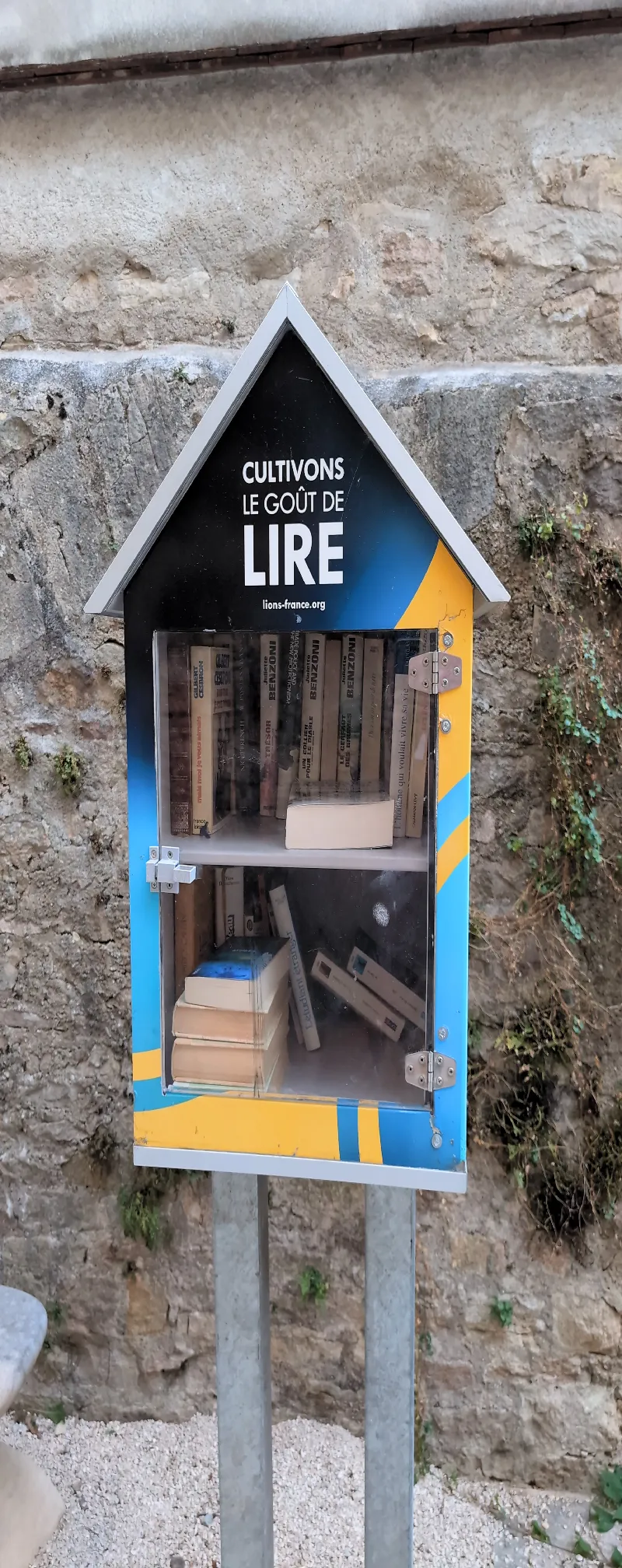 Delivrez - Free Library (Beaune, France)