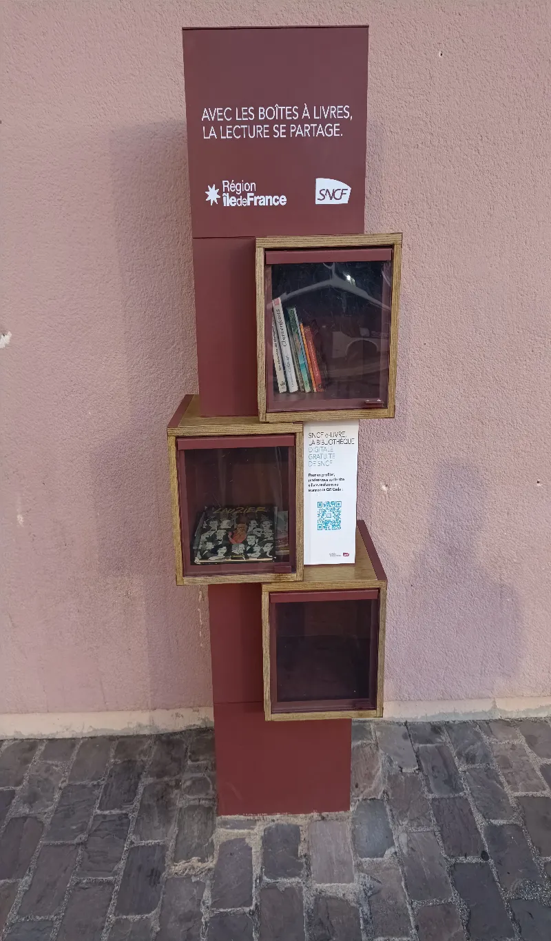 Délivrez - Boite à livres (Provins, France)