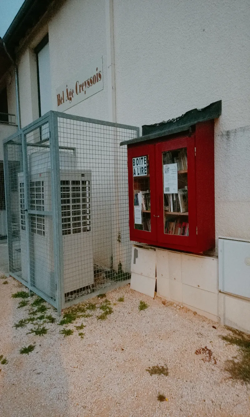 Délivrez - Boite à livres (Creysse, France)