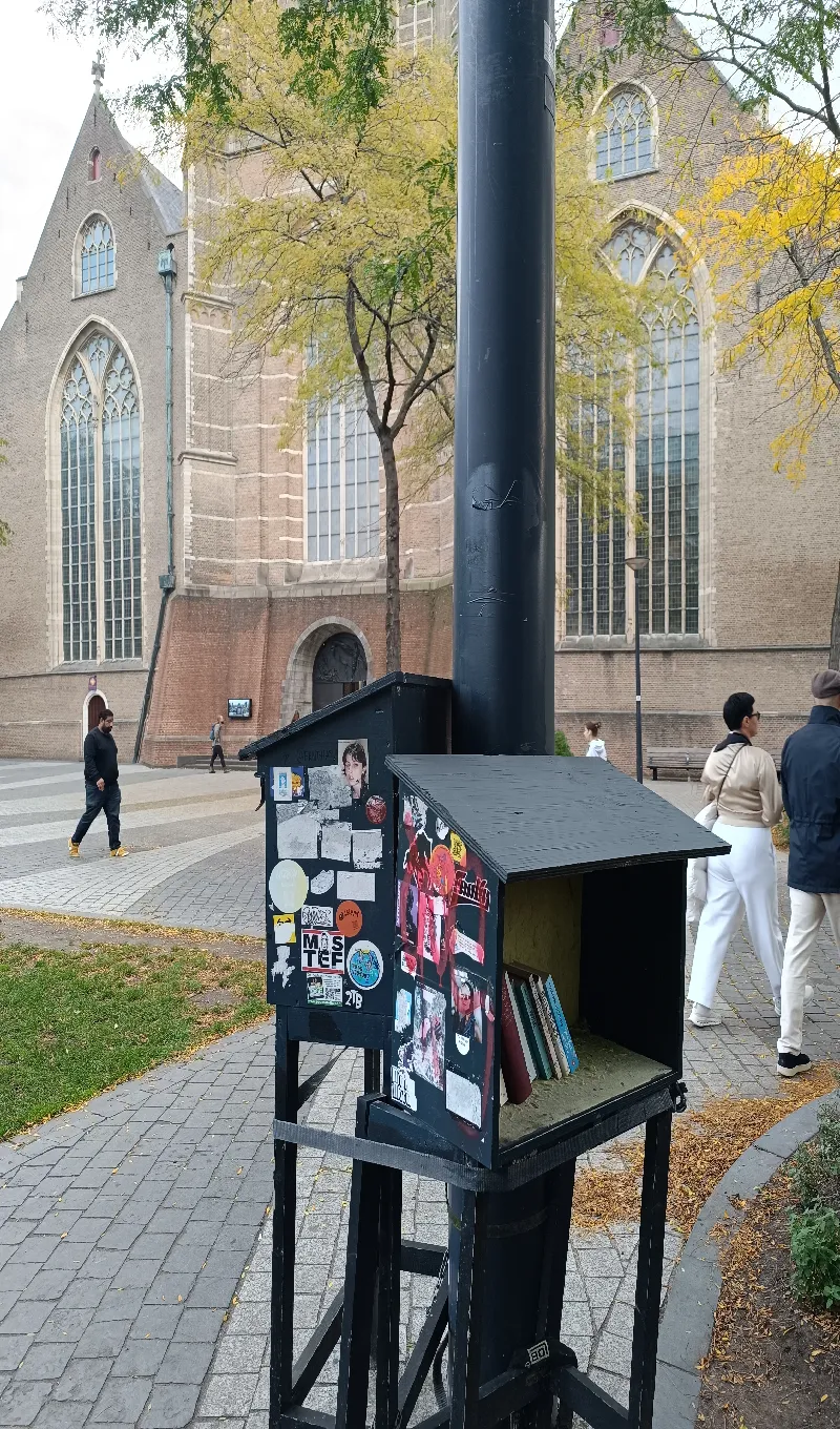 Délivrez - Boite à livres (Rotterdam, Pays-Bas)